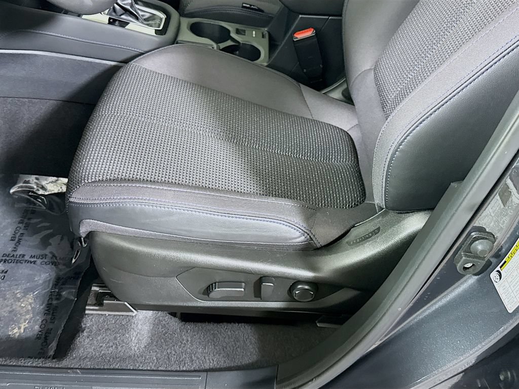 Certified 2025 Subaru Forester Premium AWD/4WD image 24