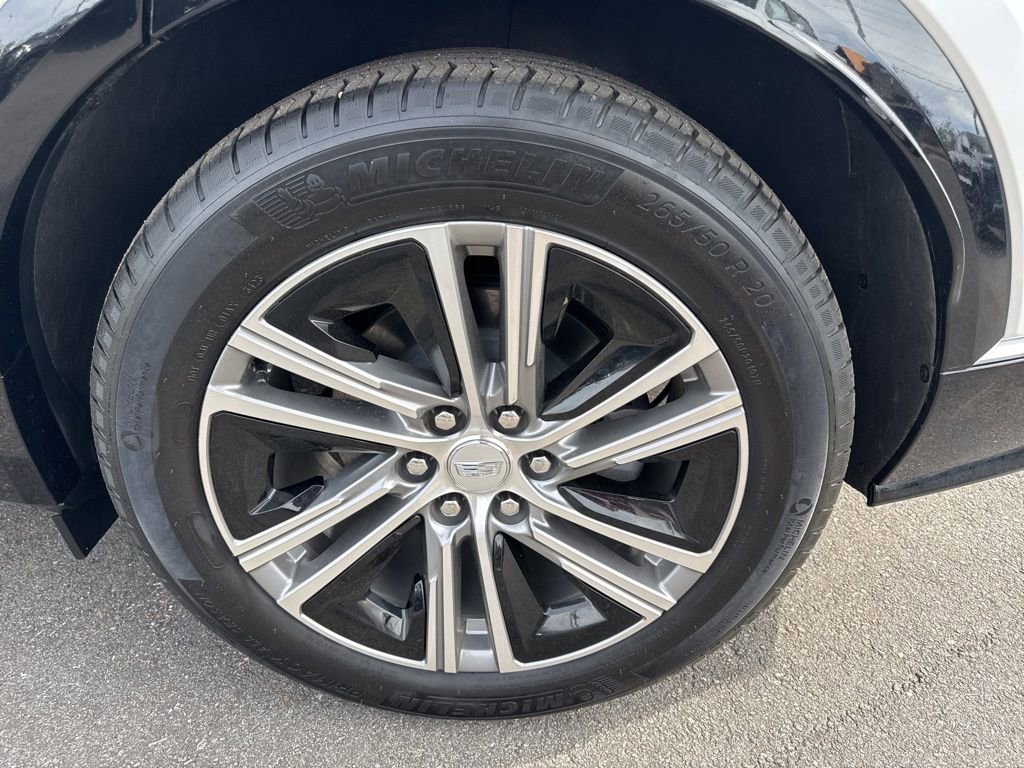 Used 2024 Cadillac Lyriq Luxury w/ LPO, Floor Liner Package image 33