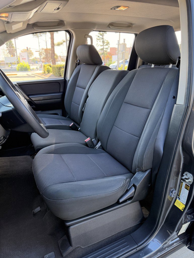 Used 2012 Nissan Titan SV image 40