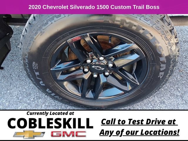 Used 2020 Chevrolet Silverado 1500 Custom Trail Boss w/ Custom Convenience Package AWD/4WD image 10