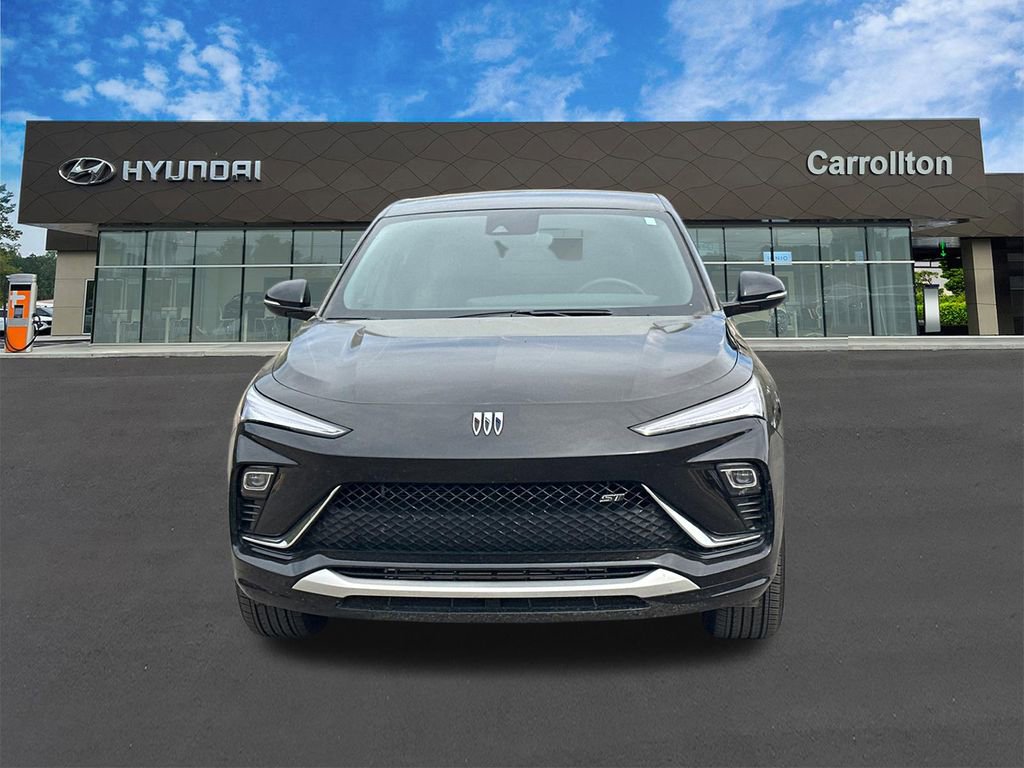 Used 2025 Buick Envista Sport Touring image 2