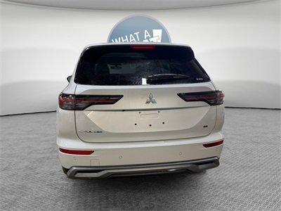 New 2025 Mitsubishi Outlander SE image 5