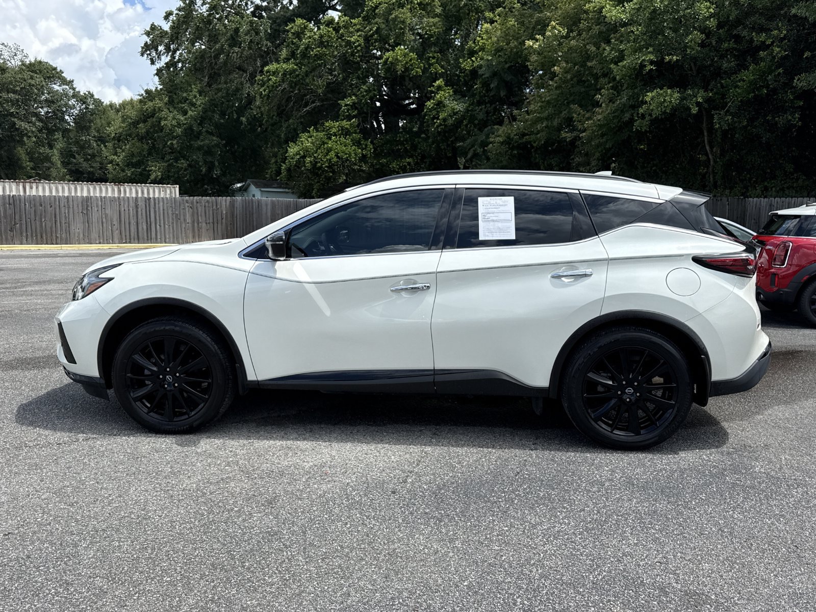 Used 2024 Nissan Murano SV w/ SV Midnight Edition Package FWD image 2