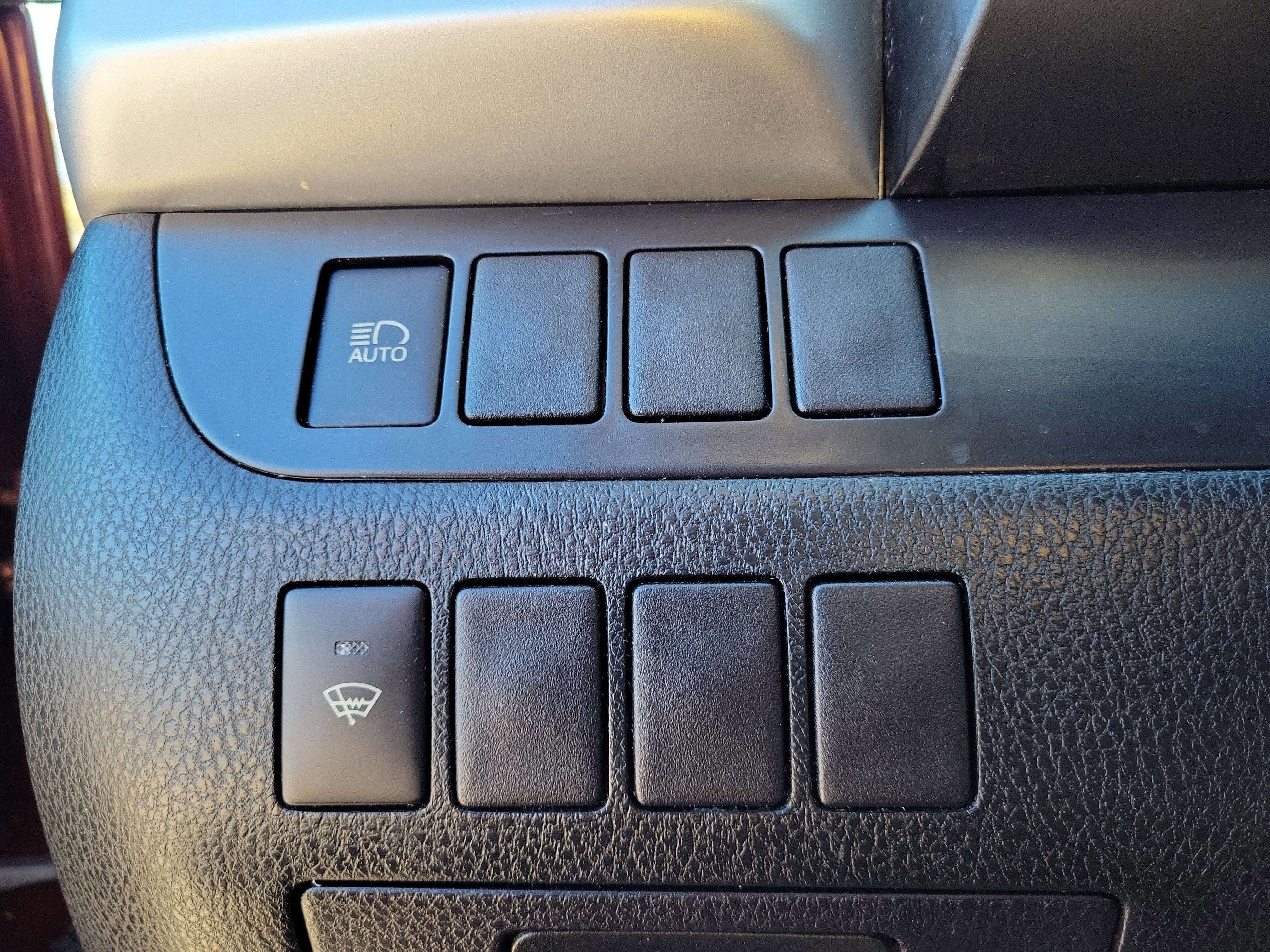 Used 2019 Toyota Highlander LE image 17