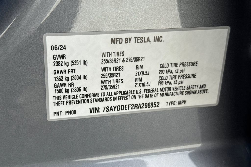 Used 2024 Tesla Model Y Performance image 27