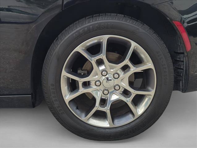 Used 2016 Dodge Charger SXT w/ Navigation & Travel Group AWD/4WD image 9