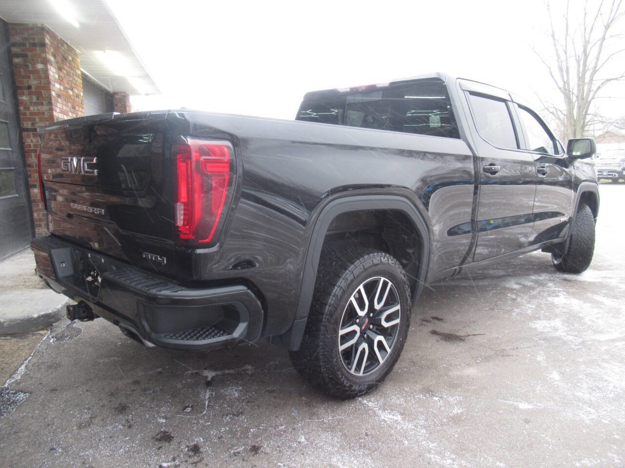 Used 2020 GMC Sierra 1500 AT4 image 8