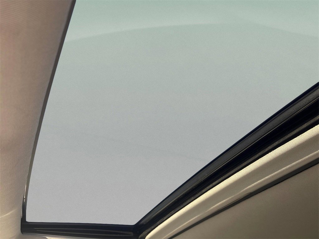 Used 2018 Toyota Highlander XLE image 30