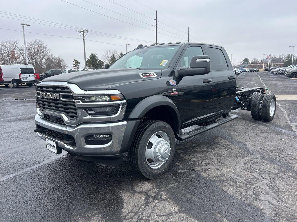 New 2026 RAM 5500 Tradesman AWD/4WD image 3