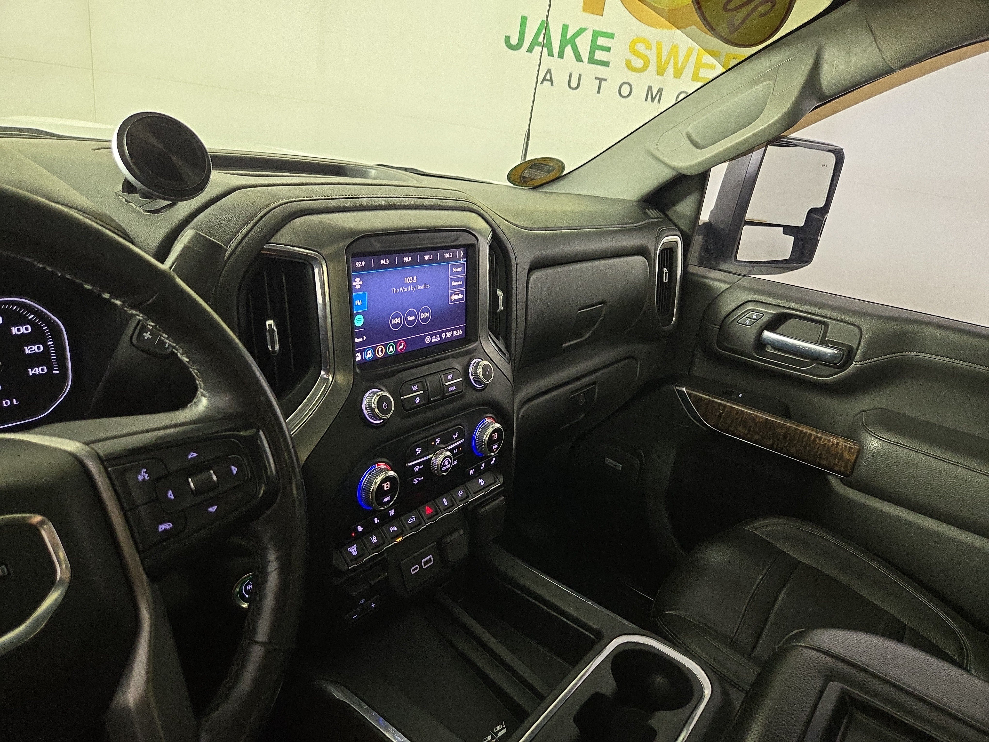 Used 2020 GMC Sierra 2500 Denali w/ Denali Ultimate Package AWD/4WD image 25