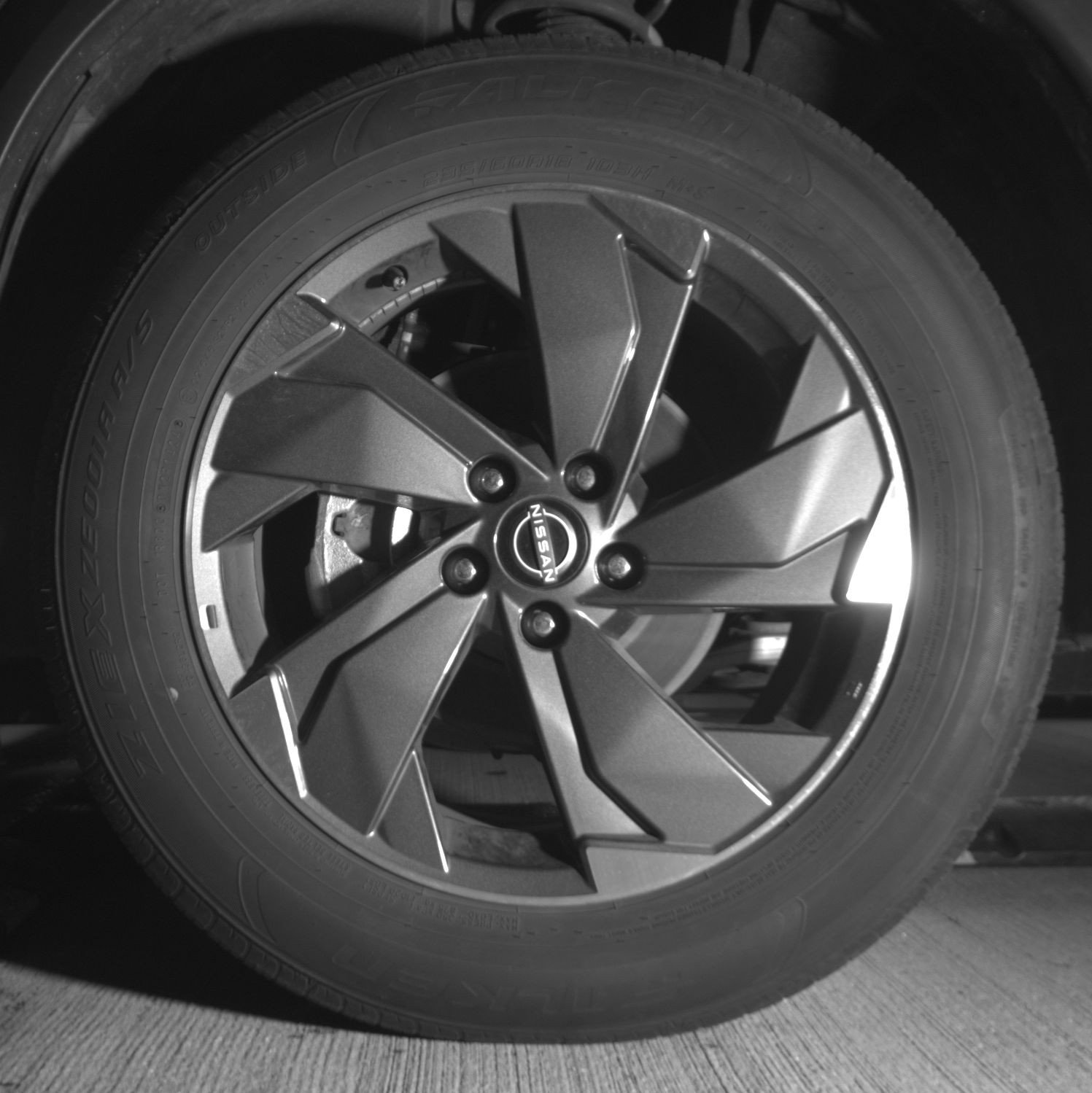 Used 2025 Nissan Rogue SV image 12