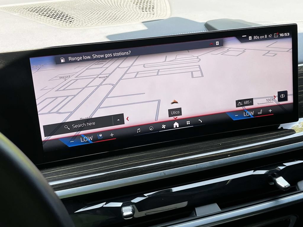 Used 2025 BMW X7 M60i w/ Climate Comfort Package AWD/4WD image 25