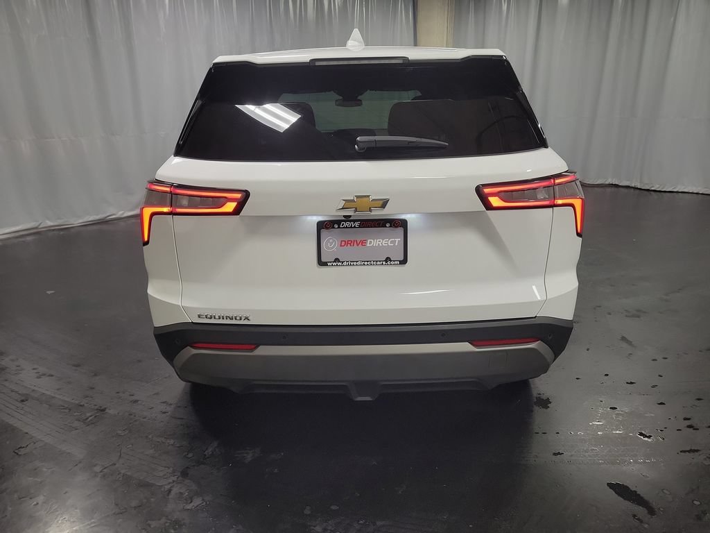 Used 2025 Chevrolet Equinox LT FWD image 7