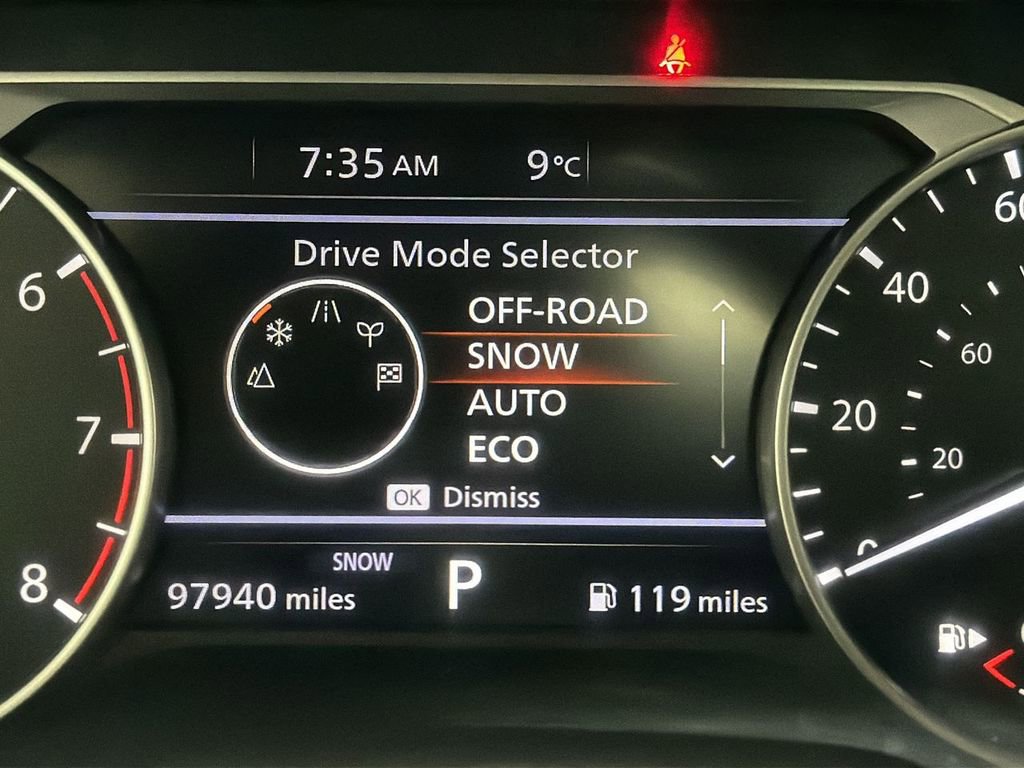 Used 2021 Nissan Rogue SV AWD/4WD image 41
