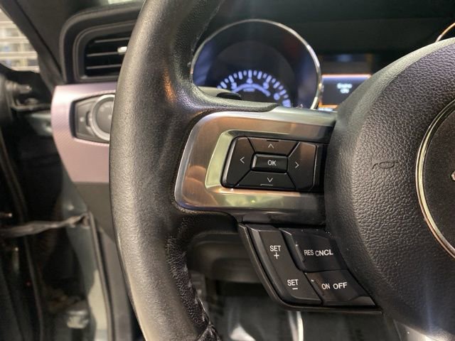 Used 2016 Ford Mustang Coupe image 13