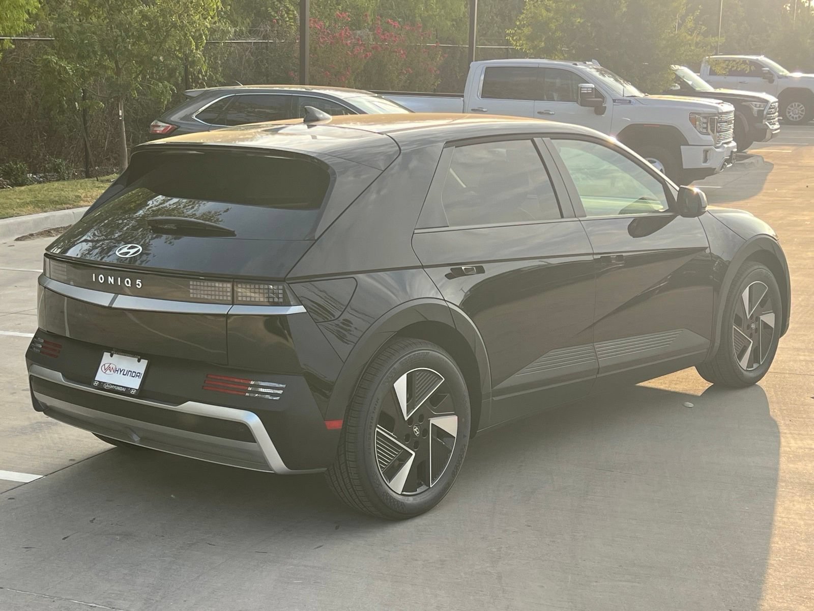 New 2027 Hyundai Ioniq 5 SE RWD image 11