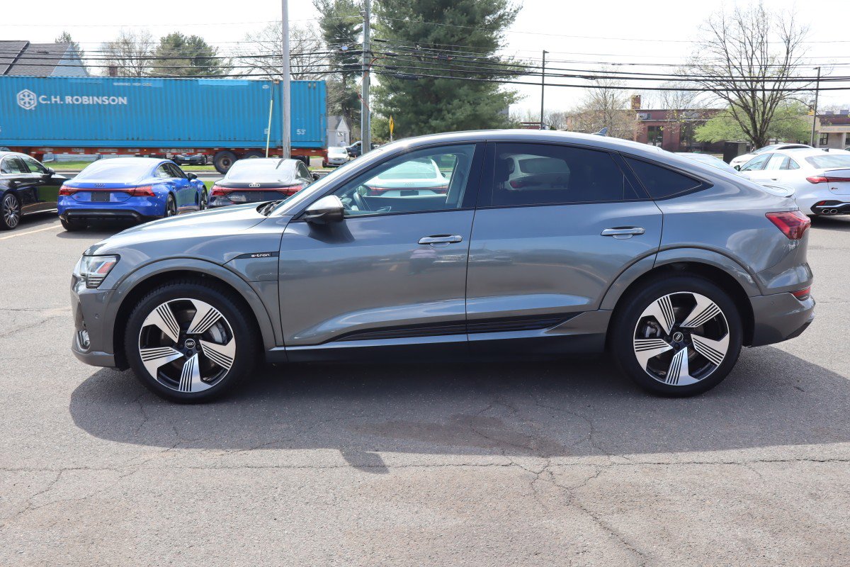 Used 2021 Audi e-tron Prestige w/ Prestige Package AWD/4WD image 8