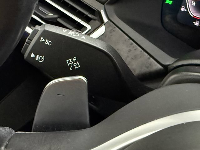 Used 2023 BMW X5 sDrive40i w/ M Sport Package RWD image 15