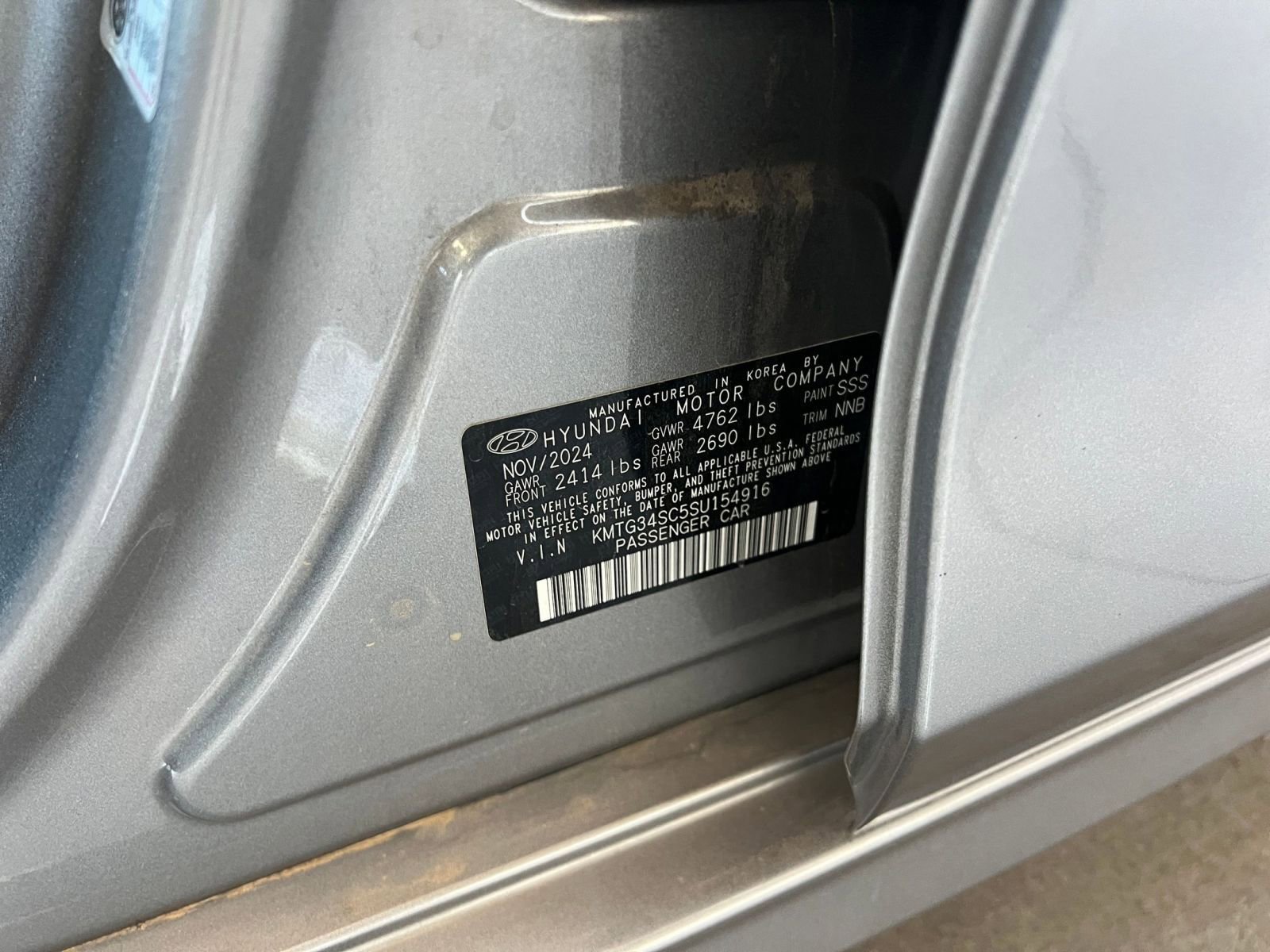 Used 2025 Genesis G70 2.5T image 29