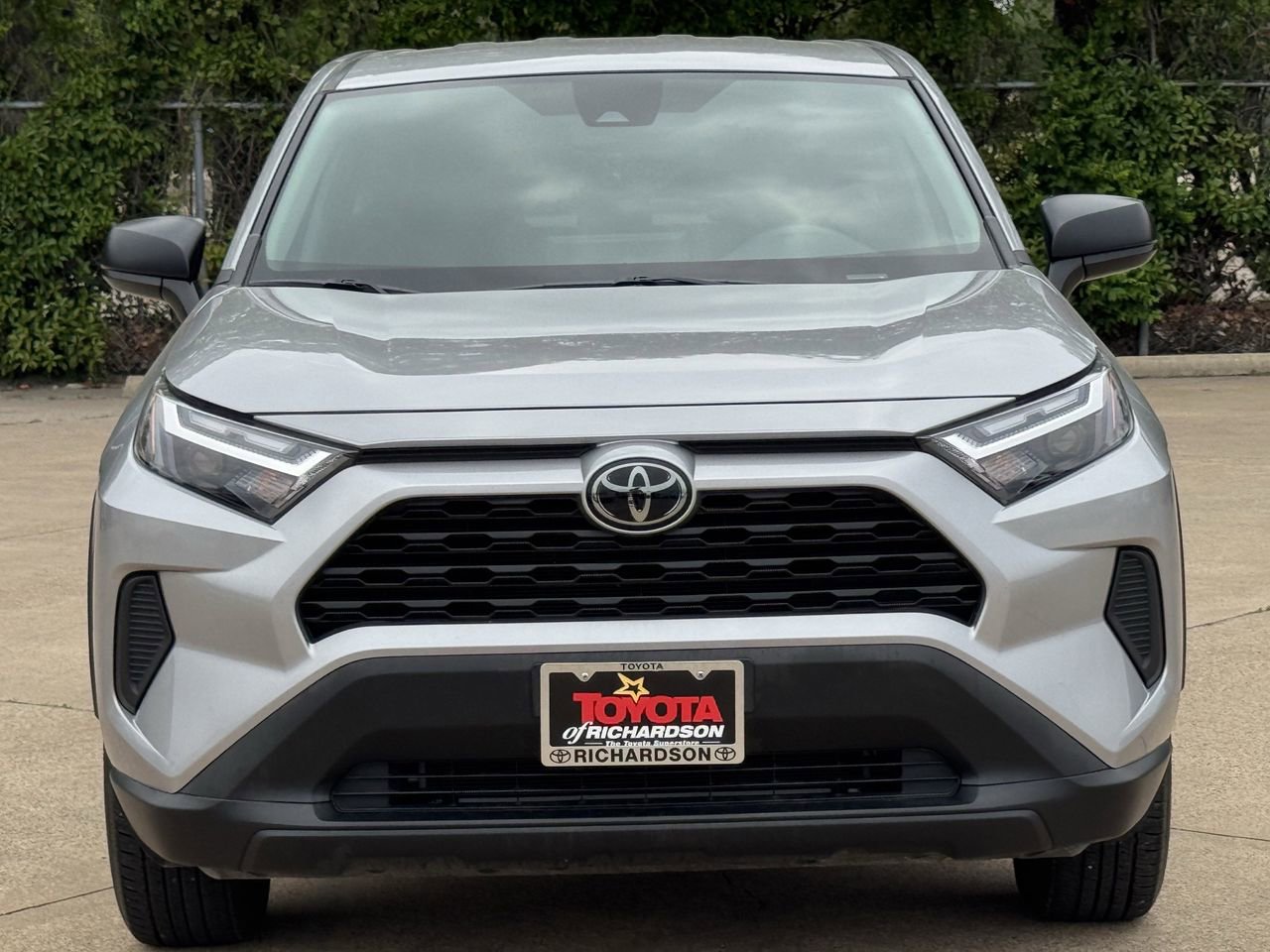 Used 2025 Toyota RAV4 LE FWD image 7