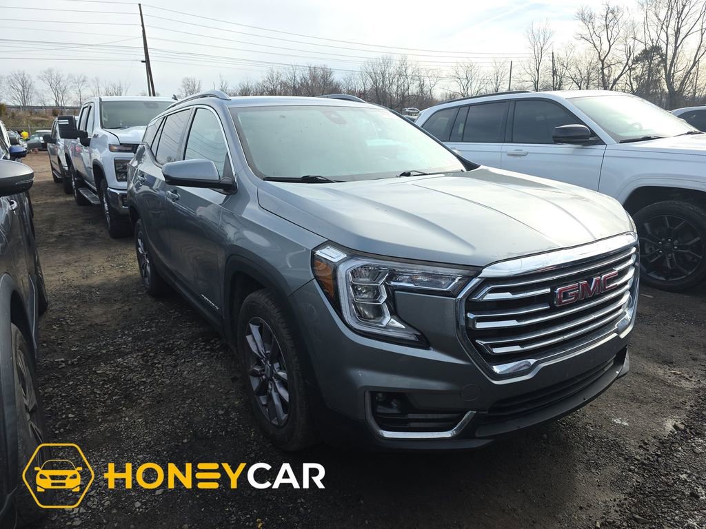 Used 2023 GMC Terrain SLT w/ Infotainment Package II image 1