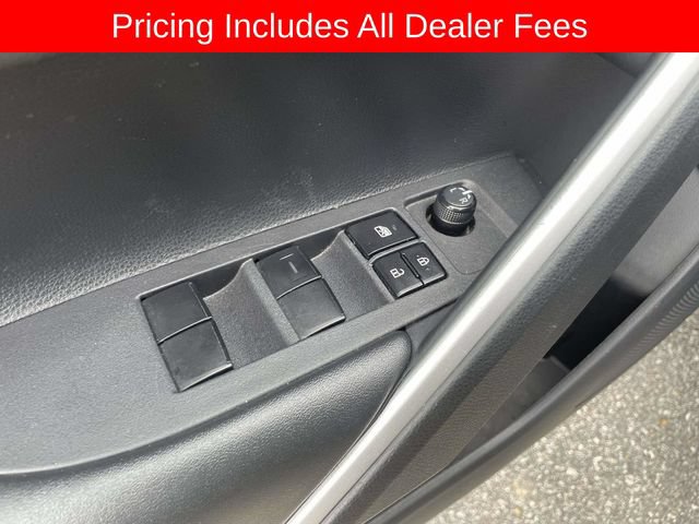 Used 2025 Toyota Corolla Cross XLE AWD/4WD image 19