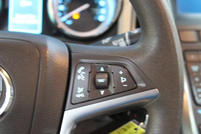 Used 2017 Buick Verano FWD image 17