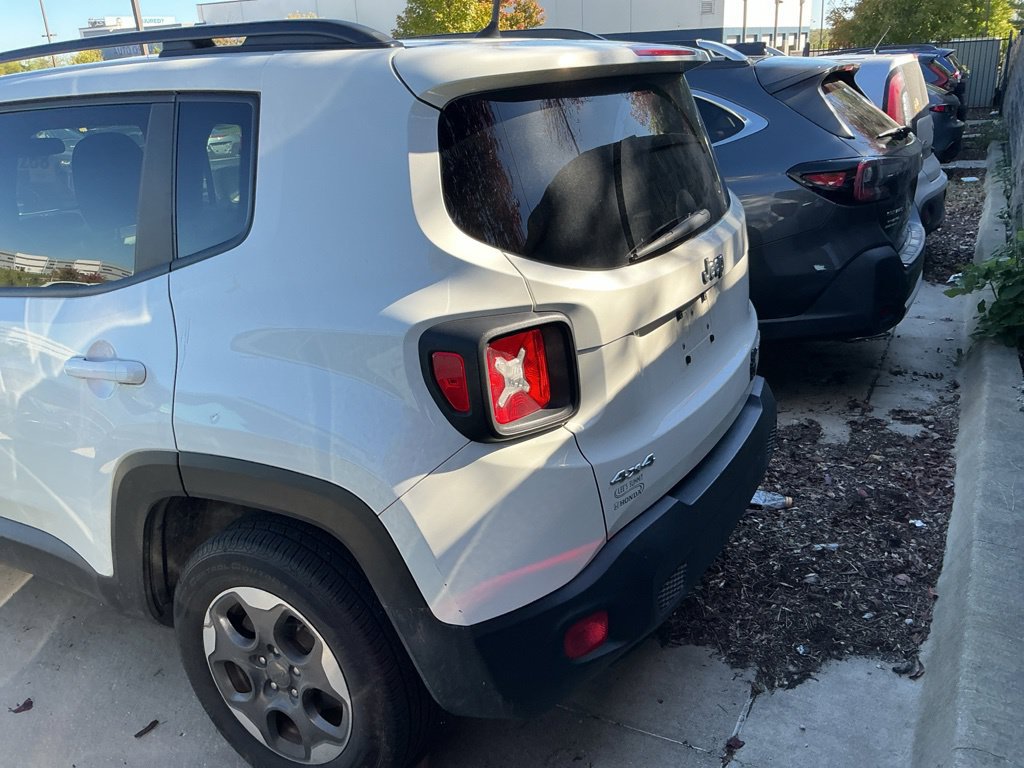 Used 2017 Jeep Renegade Sport w/ Power & Air Group AWD/4WD image 8
