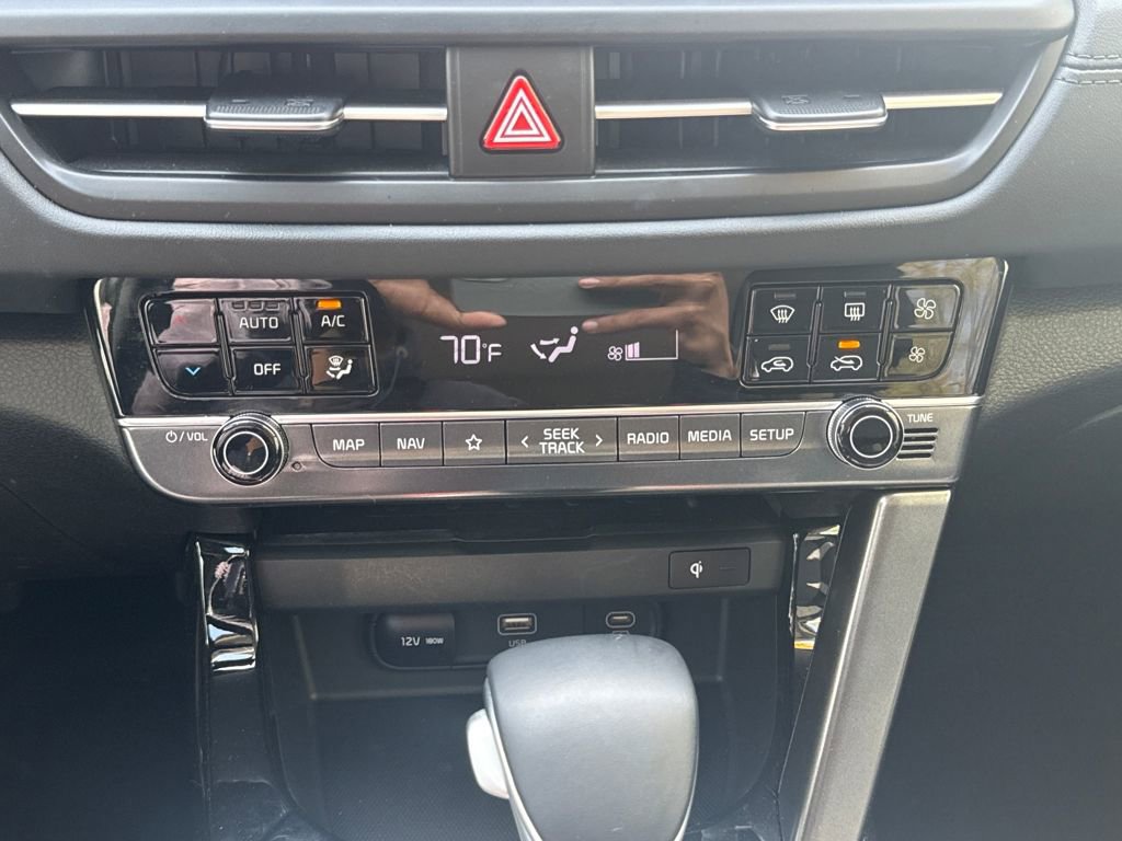 Used 2024 Kia Seltos EX image 22