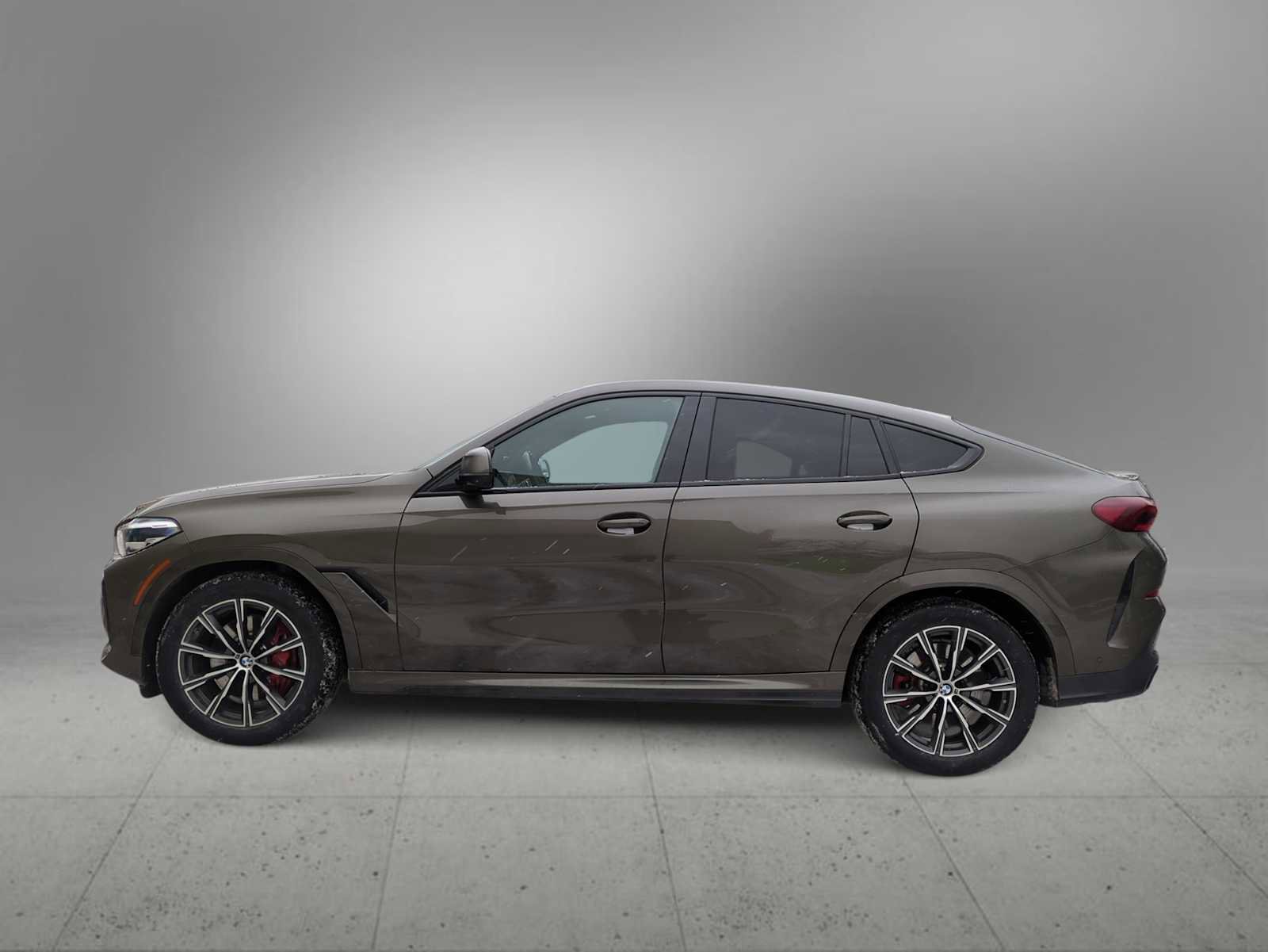 Used 2021 BMW X6 xDrive40i w/ M Sport Package image 5