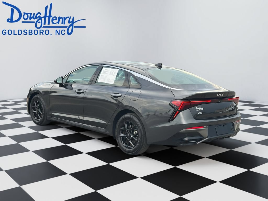 Used 2025 Kia K5 LXS FWD image 3