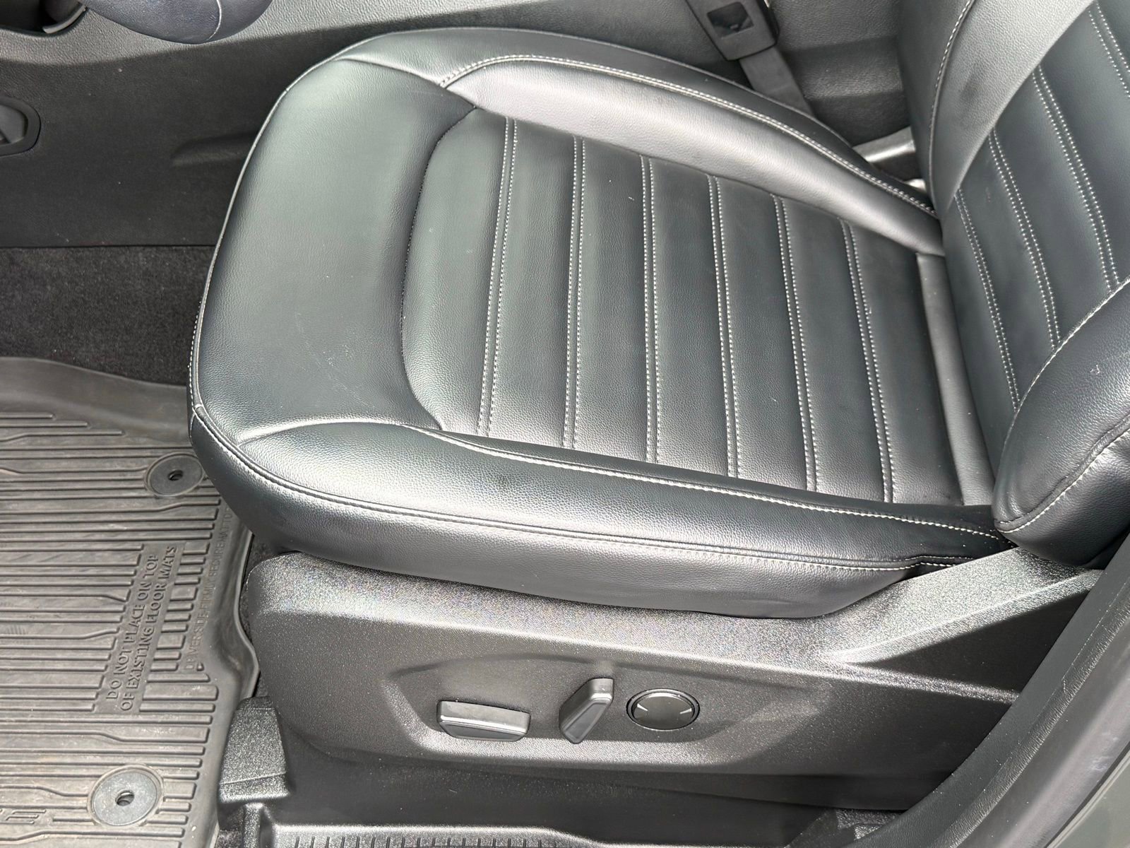 Used 2023 Ford Edge SEL w/ Convenience Package AWD/4WD image 39