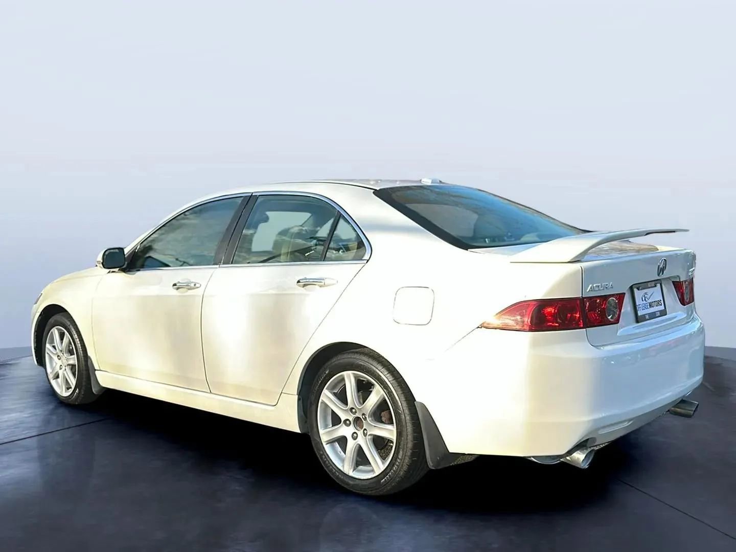 Used 2005 Acura TSX Special Edition image 3