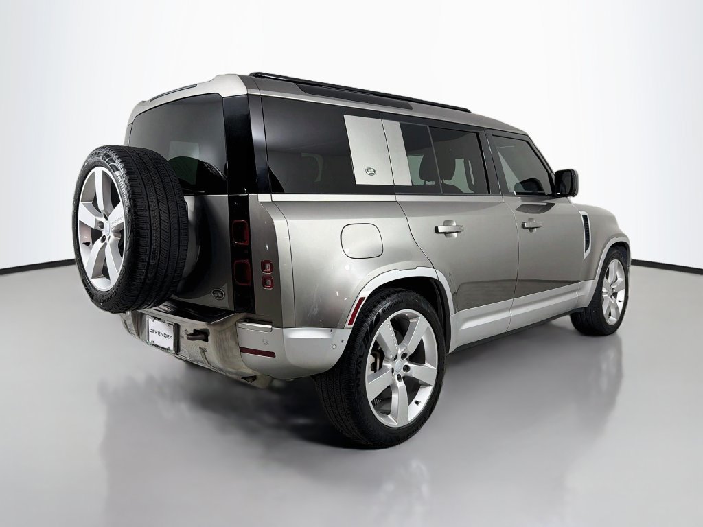 Certified 2023 Land Rover Defender 110 S AWD/4WD image 5