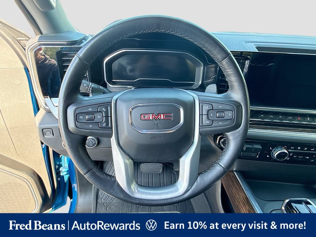 Used 2022 GMC Sierra 1500 Elevation w/ Elevation Premium Package AWD/4WD image 15