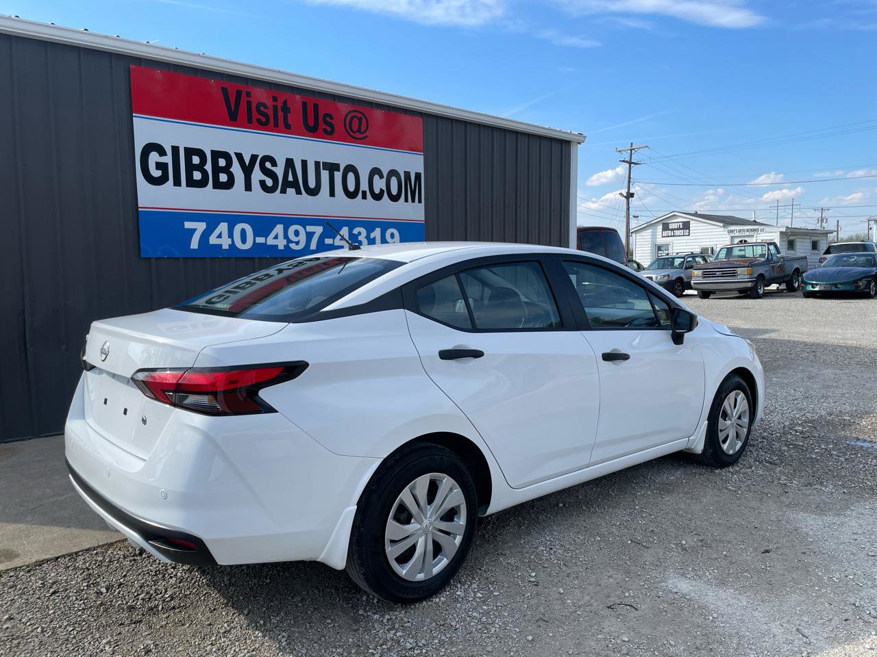 Used 2024 Nissan Versa S FWD image 4