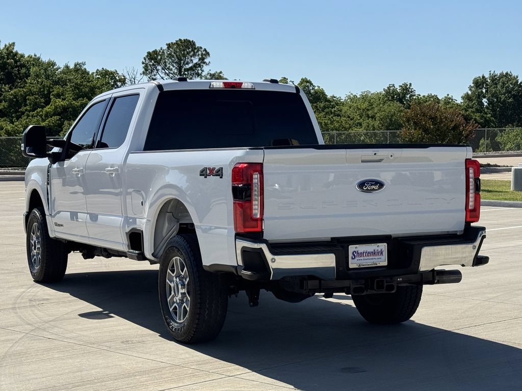 Used 2024 Ford F250 Lariat AWD/4WD image 4