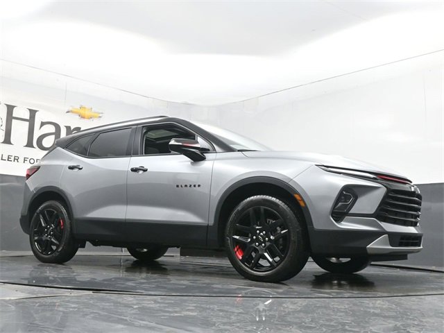 Used 2023 Chevrolet Blazer LT w/ Sound & Technology Package image 2