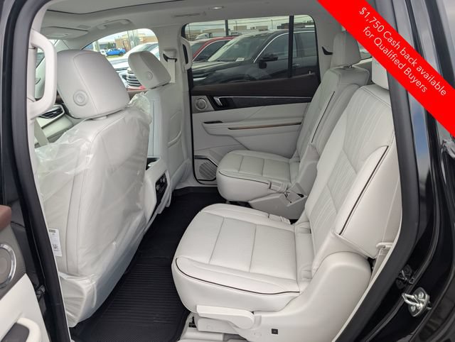 New 2026 Buick Enclave Avenir w/ Super Cruise Package AWD/4WD image 9
