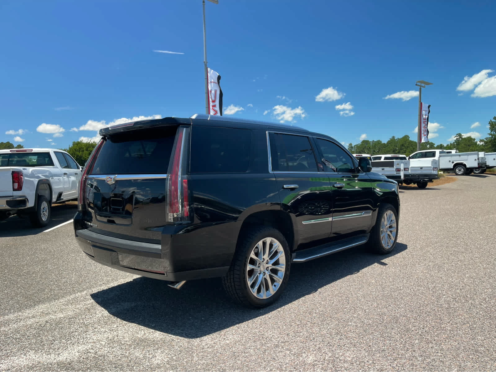 Used 2017 Cadillac Escalade Premium Luxury AWD/4WD image 10