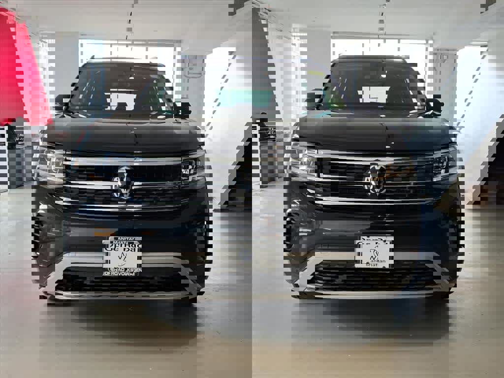 Used 2022 Volkswagen Atlas SE w/ Panoramic Sunroof Package image 2