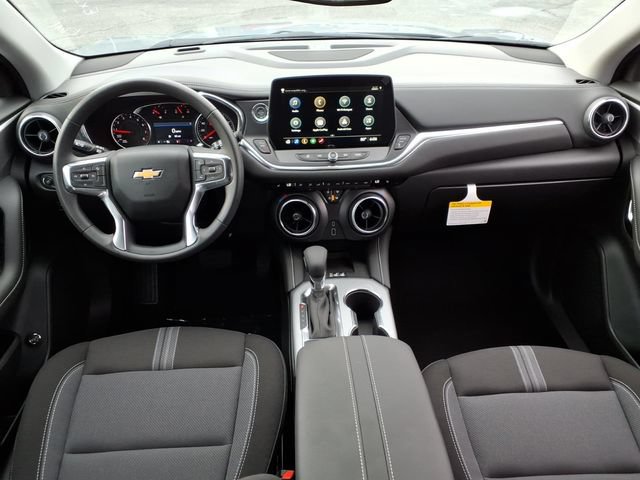 New 2026 Chevrolet Blazer LT w/ Convenience Package FWD image 16
