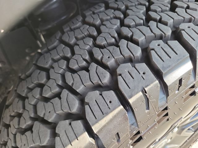 Used 2025 Ford Bronco Big Bend w/ Black Diamond Package image 27