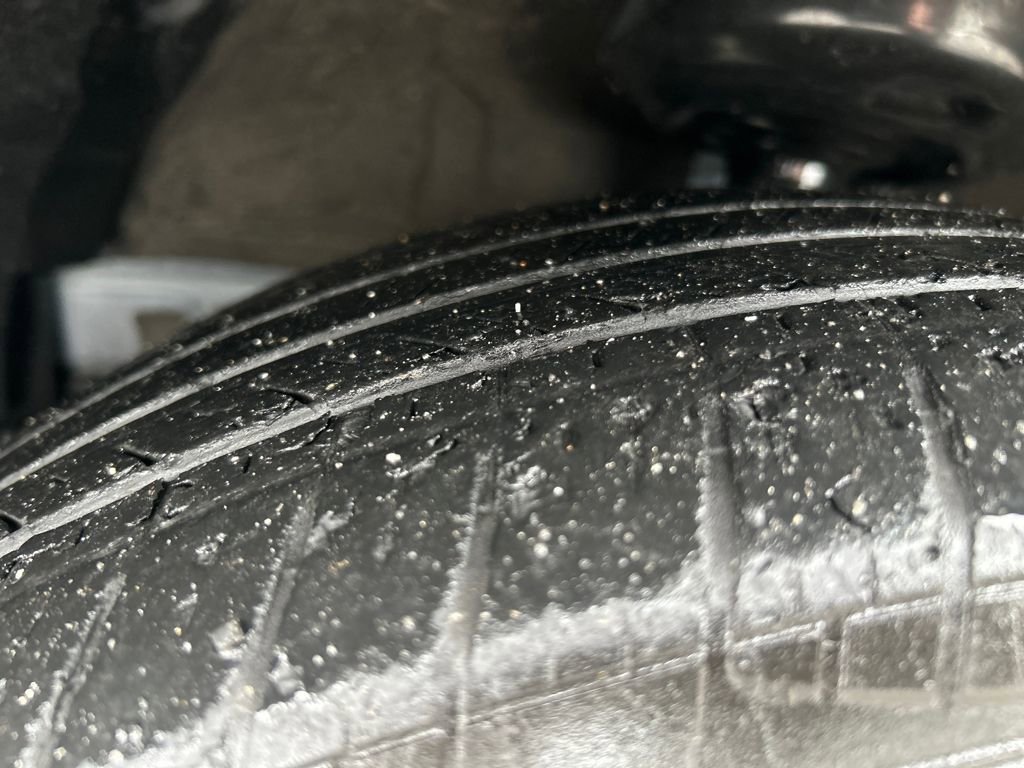 Used 2023 Toyota Corolla Cross XLE w/ Convenience Package image 29