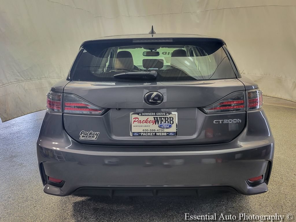 Used 2016 Lexus CT 200h w/ Navigation Package FWD image 7
