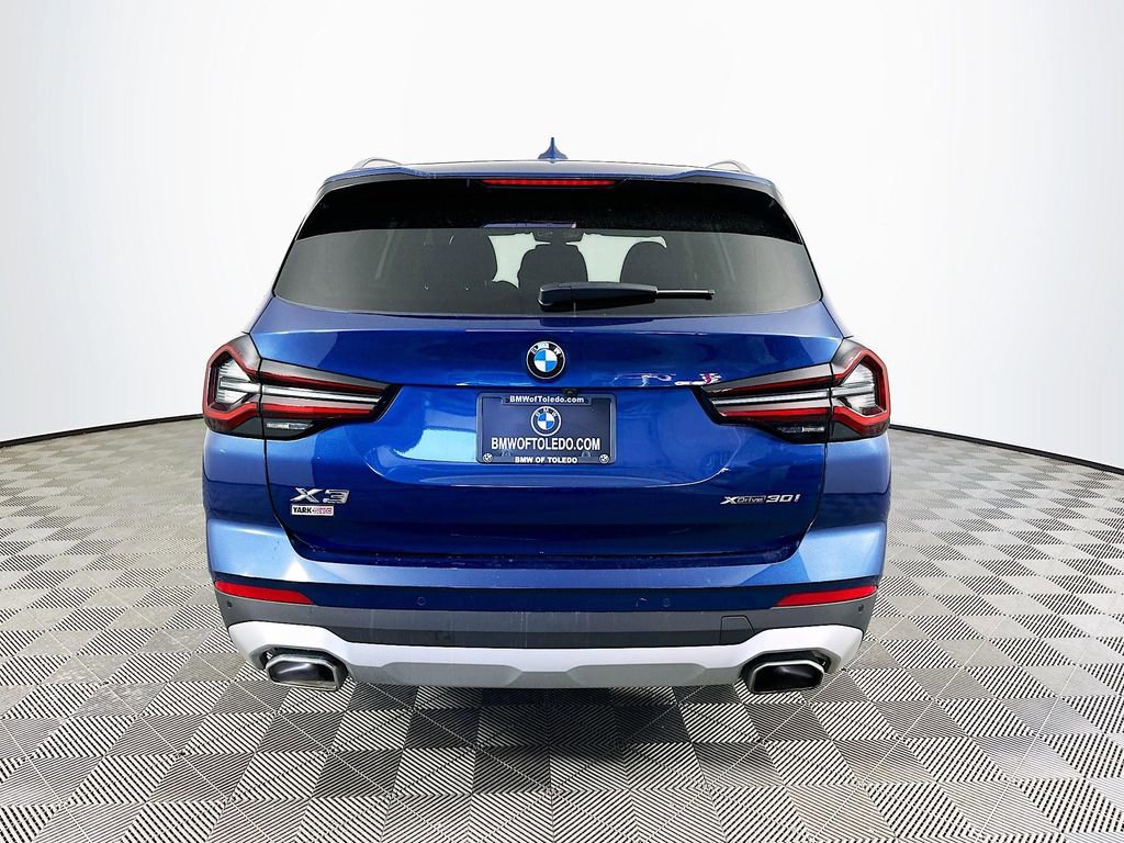 Used 2023 BMW X3 xDrive30i w/ Premium Package image 8