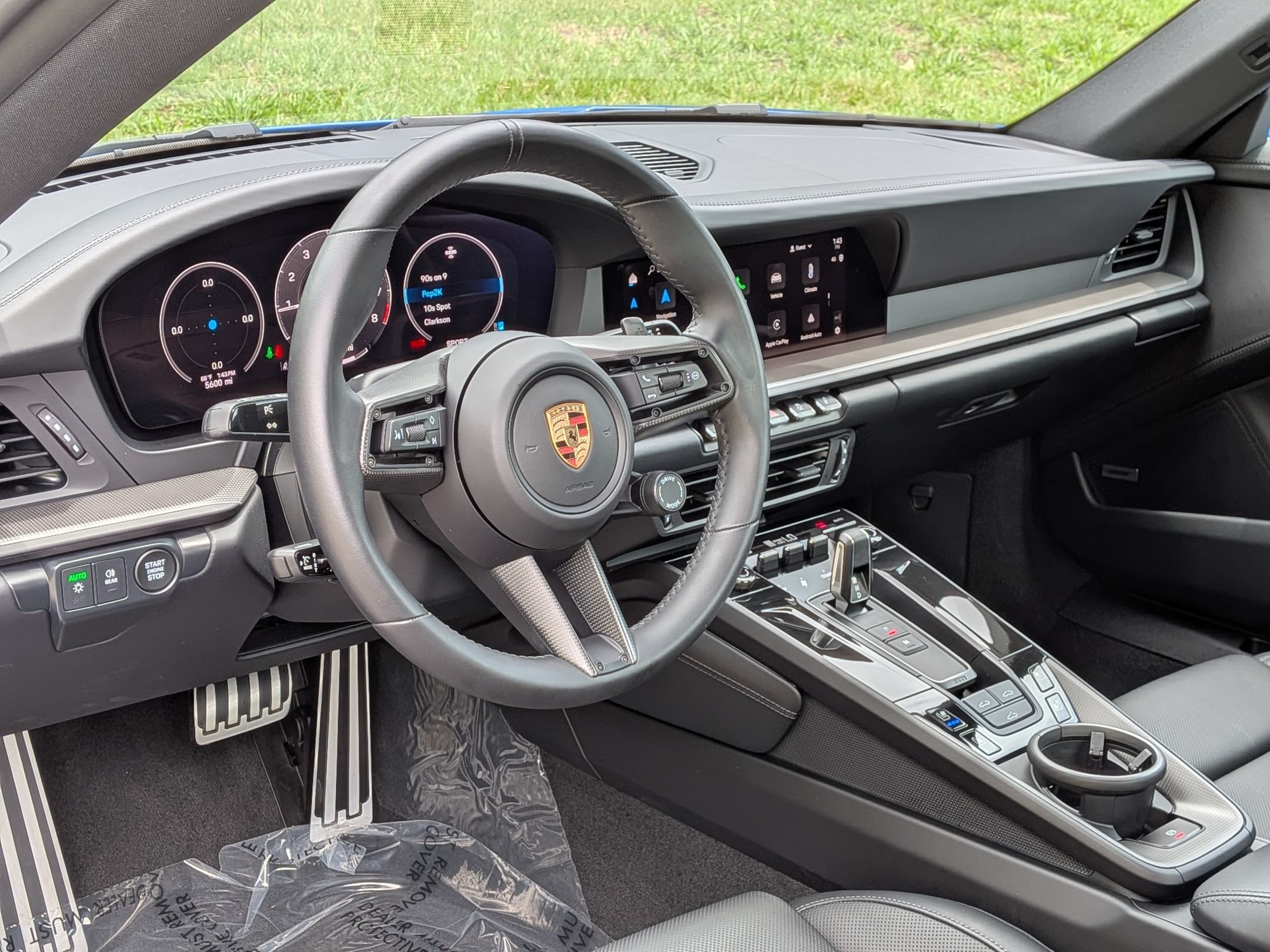 Certified 2025 Porsche 911 Carrera RWD image 4