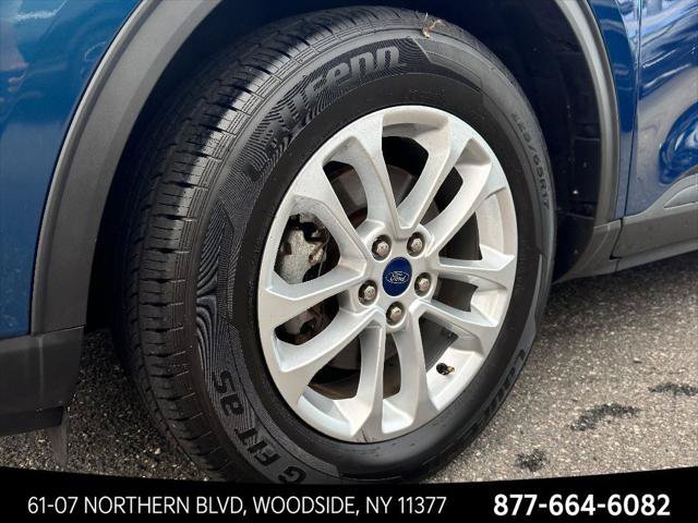 Used 2020 Ford Escape SE AWD/4WD image 14