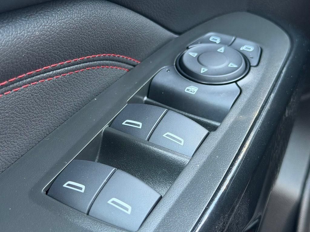 Used 2026 Chevrolet Trax RS w/ Sunroof Package FWD image 23