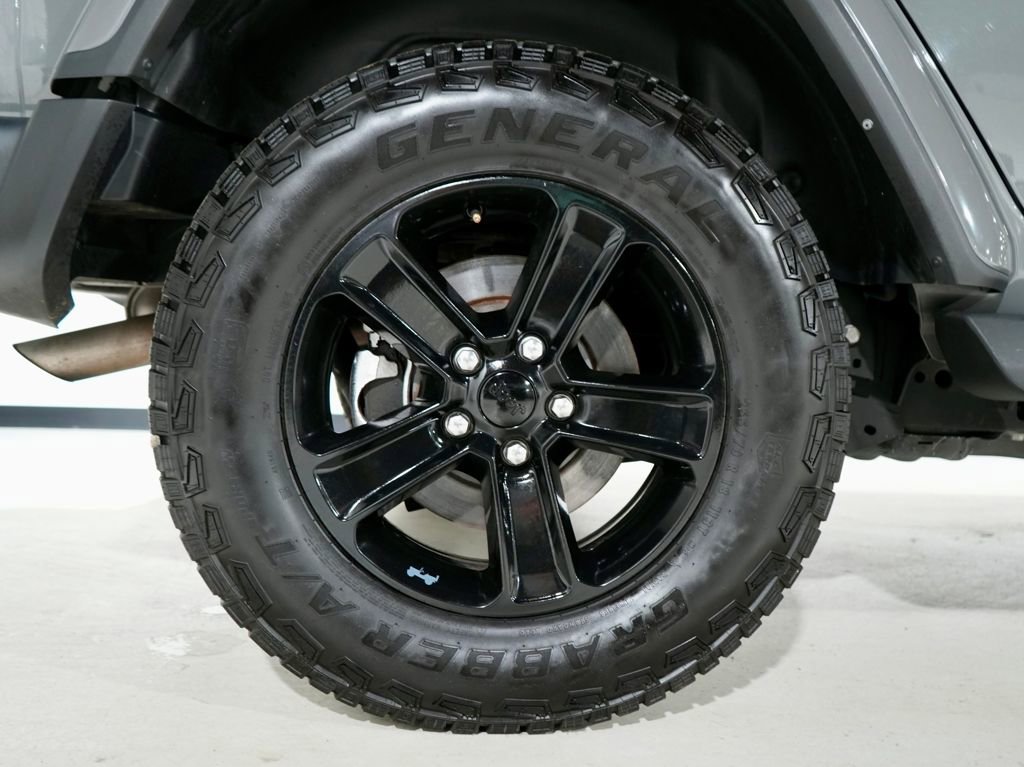 Used 2022 Jeep Wrangler Unlimited Sahara image 33